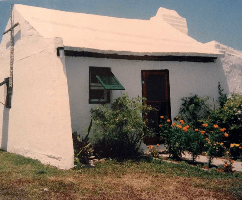 bermuda-cottage-gloria-schramm-e1530258480307.png